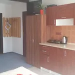 Nedrik דירה רוקיטניצה נאד איז'רו